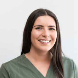 Simone Hadji - Senior Dental Assistant